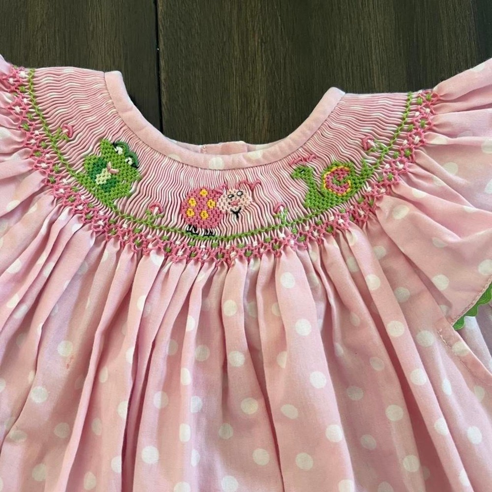 Amanda Remembered handmade Girls smocked dress